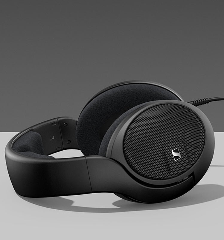 HD 560S on a desk stand