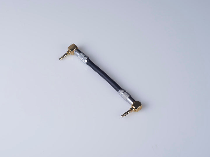 3.5mm TRS to 3.5mm TRRS Interconnect